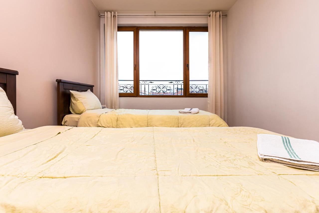 The Walnut 2Bd Apartment Plovdiv Buitenkant foto