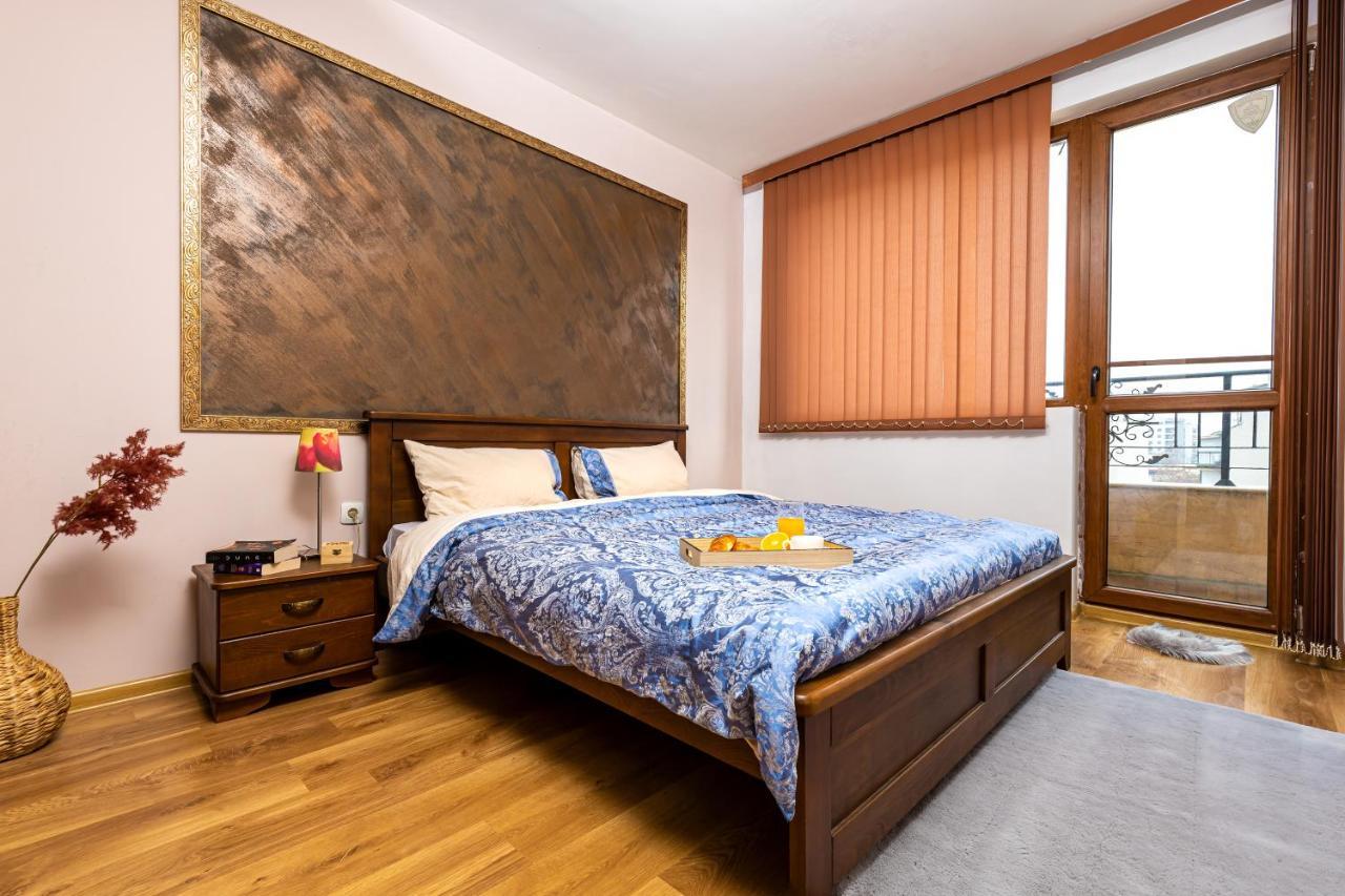The Walnut 2Bd Apartment Plovdiv Buitenkant foto