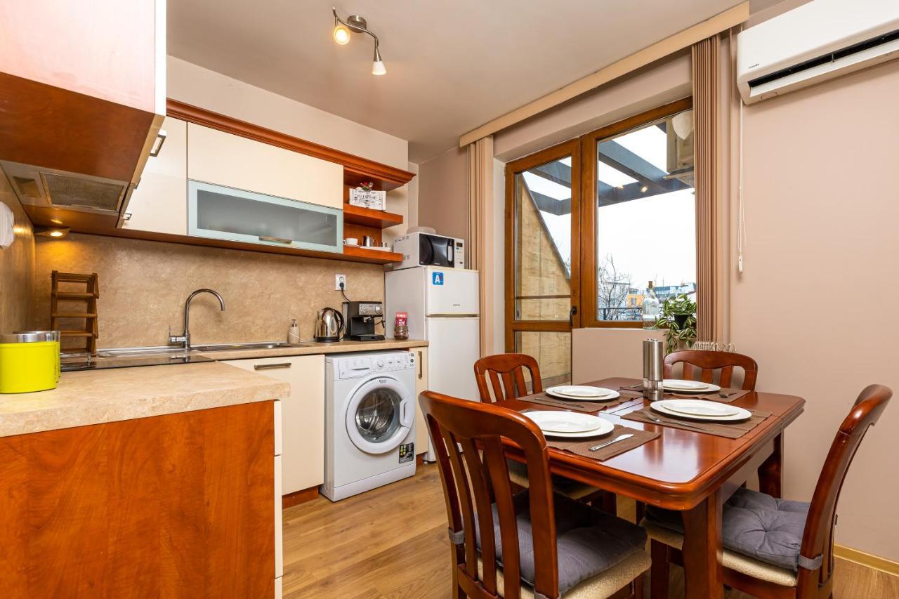 The Walnut 2Bd Apartment Plovdiv Buitenkant foto