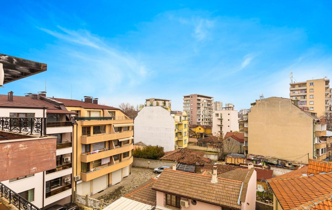 The Walnut 2Bd Apartment Plovdiv Buitenkant foto