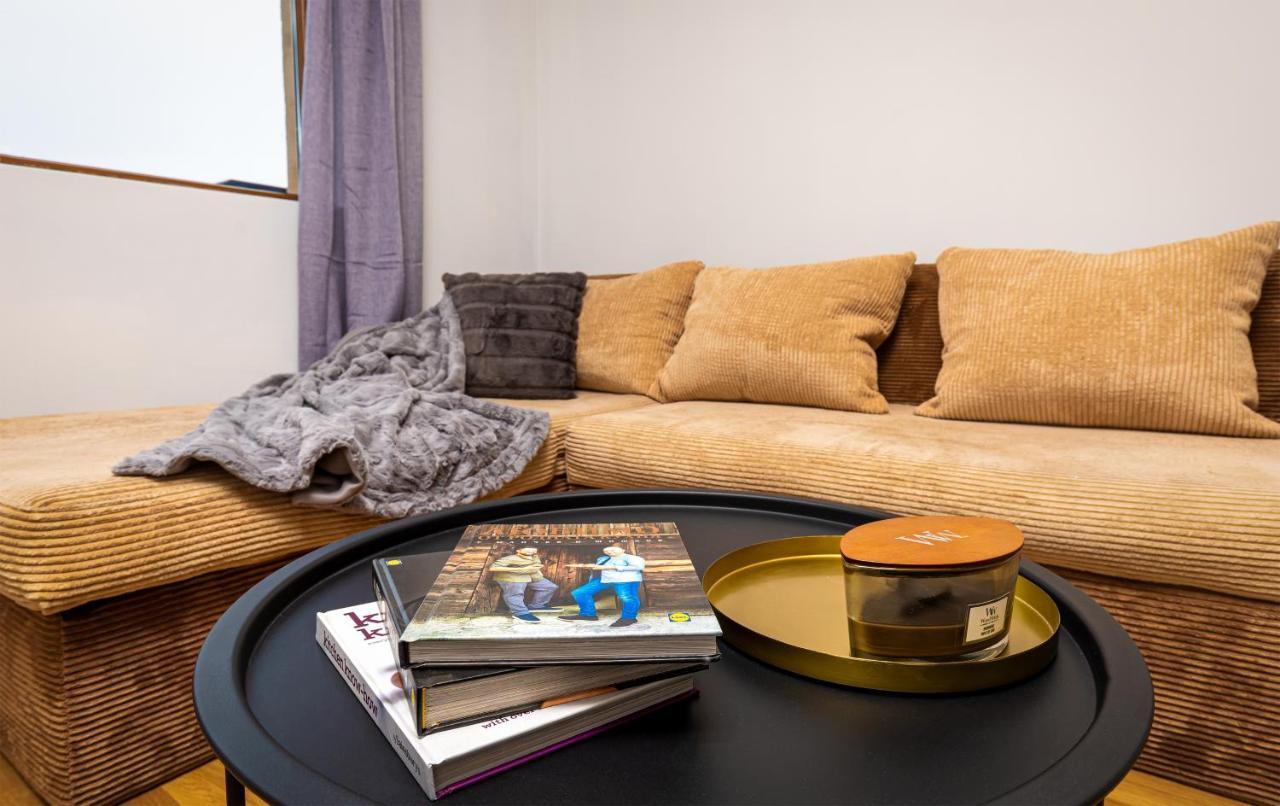 The Walnut 2Bd Apartment Plovdiv Buitenkant foto